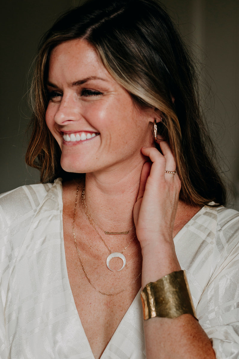 Harlow | Mother of Pearl